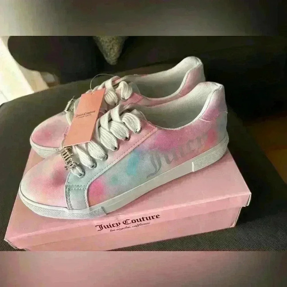 Juicy Couture Women Low Top Lace Up Sneakers Clarity Size US 6.5 Pastel Tie Dye - Picture 2 of 5